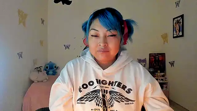 Snapshot of Shaddycute_ chatting on 10.03.25 Shaddycute online show from 10.03.25