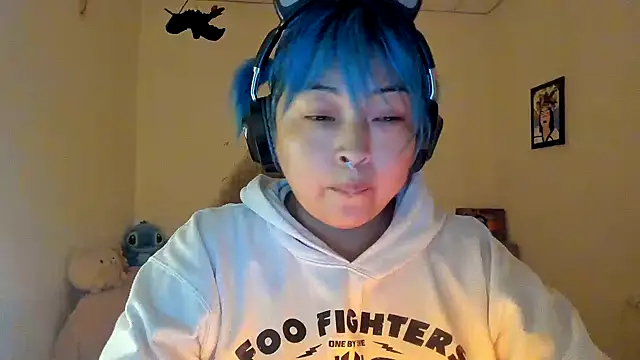 Snapshot of Shaddycute_ chatting on 10.04.25 Shaddycute online show from 10.04.25