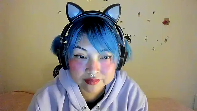 Snapshot of Shaddycute_ chatting on 10.08.25 Shaddycute online show from 10.08.25