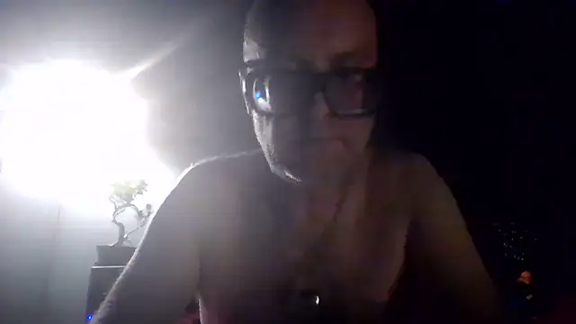 Snapshot of biffboff123 chatting on 07.11.26 biffboff123 online show from 07.11.26