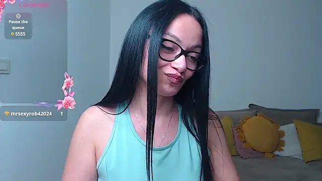 Snapshot of BabySerene chatting on 03.21.25 BabySerene online show from 03.21.25