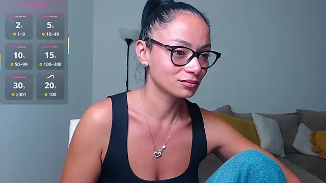 Snapshot of BabySerene chatting on 10.01.25 BabySerene online show from 10.01.25