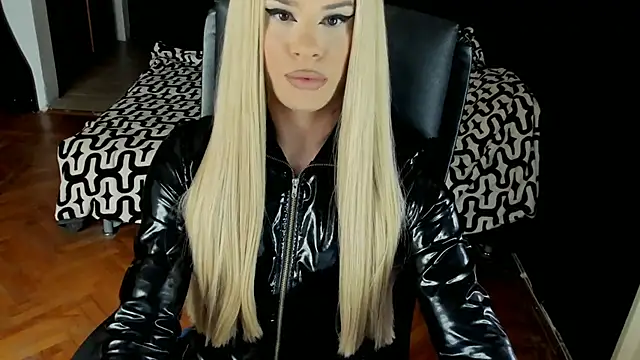 EvelynLexy online show from 09.27.25