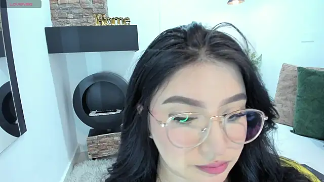 Snapshot of _nina_sweet chatting on 10.10.25 nina sweet online show from 10.10.25