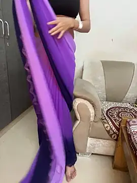 Snapshot of Ms_stella chatting on 01.04.25 Ms stella online show from 01.04.25