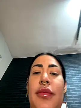 exquentadamay online show from 10.18.25