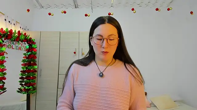 Elle Lee  online show from 12.02.25