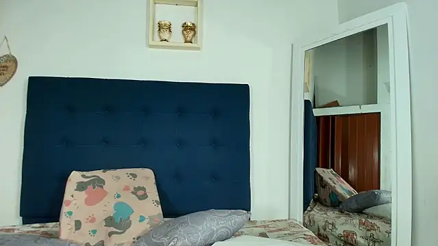 vahiolet fuentes online show from 03.22.25