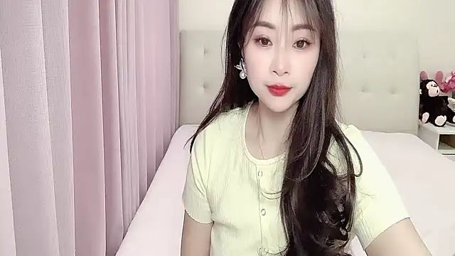 Snapshot of aisha123123 chatting on 03.11.25 aisha123123 online show from 03.11.25