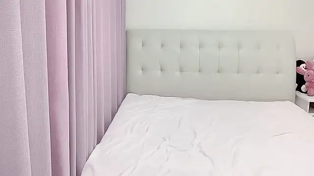 Snapshot of aisha123123 chatting on 03.15.25 aisha123123 online show from 03.15.25