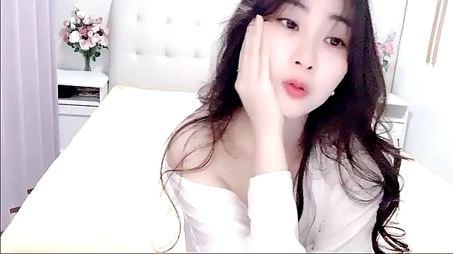 Snapshot of aisha123123 chatting on 01.19.26 aisha123123 online show from 01.19.26