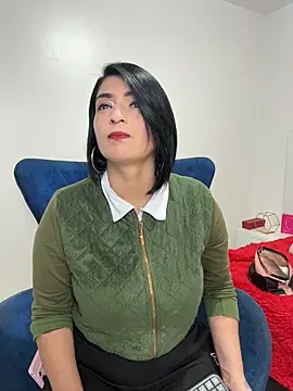 Snapshot of karenlennox1 chatting on 02.27.26 karenlennox1 online show from 02.27.26