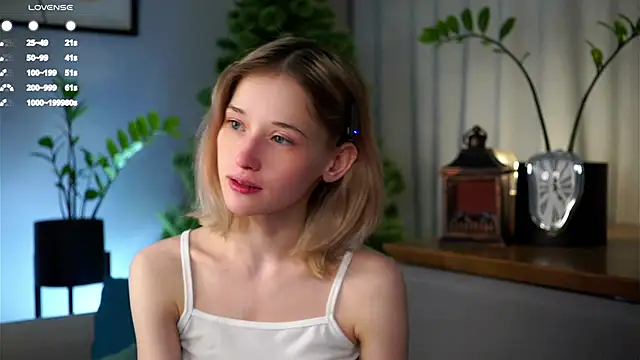 Snapshot of EdlinHargus chatting on 02.25.25 EdlinHargus online show from 02.25.25