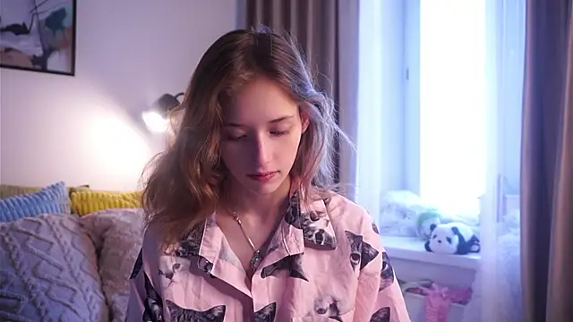 EdlinHargus online show from 11.01.25