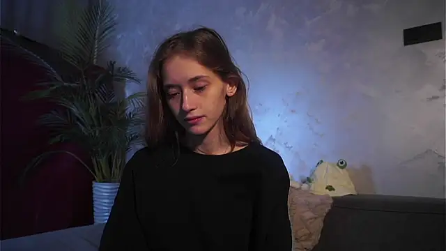 EdlinHargus online show from 04.10.26