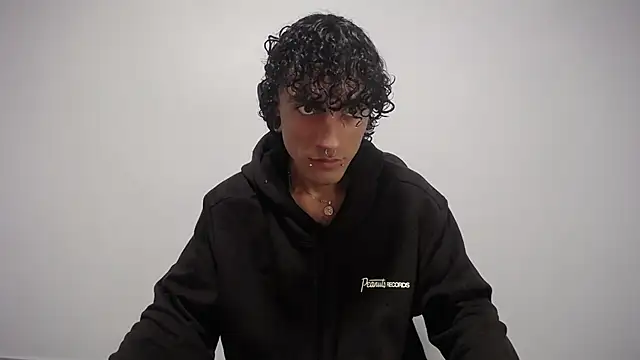 present the magic online show from 02.08.25