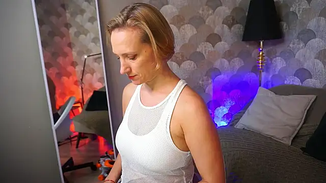 UmaTruewoman online show from 06.02.26