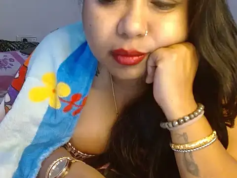 Snapshot of TASHa009 chatting on 12.25.24 TASHa009 online show from 12.25.24