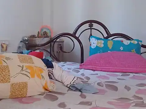 Snapshot of TASHa009 chatting on 03.06.25 TASHa009 online show from 03.06.25