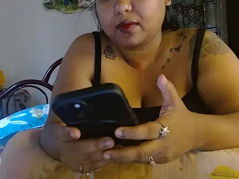 Snapshot of TASHa009 chatting on 09.12.25 TASHa009 online show from 09.12.25