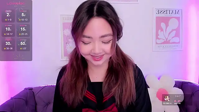 Snapshot of Fluffy_Rose chatting on 03.04.25 Fluffy Rose online show from 03.04.25