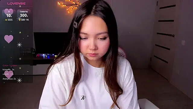 Snapshot of Fluffy_Rose chatting on 09.28.25 Fluffy Rose online show from 09.28.25