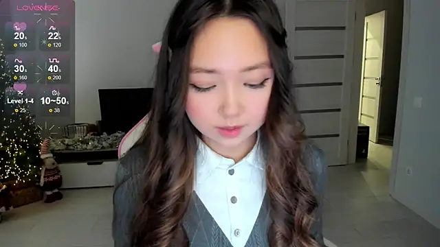 Fluffy Rose online show from 12.14.25