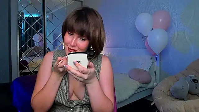 Snapshot of mirrorofsoul chatting on 01.30.25 mirrorofsoul online show from 01.30.25