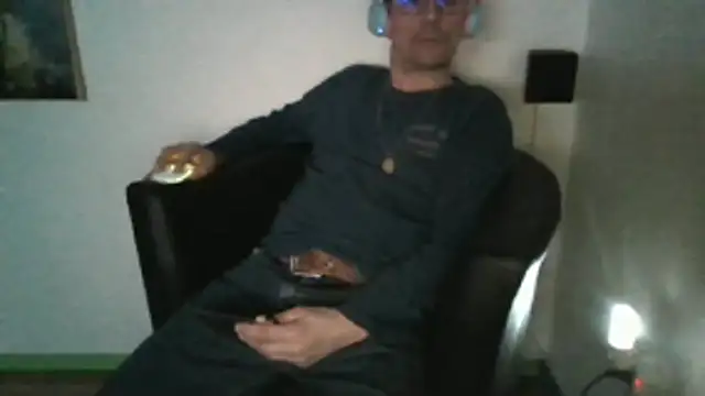 Snapshot of Minm666 chatting on 03.15.26 Minm666 online show from 03.15.26