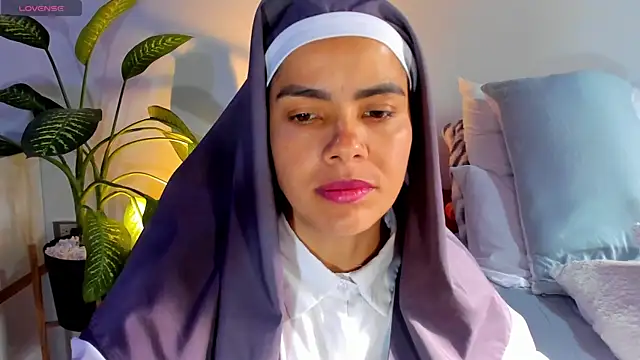 ClaraMariaMon online show from 03.01.25