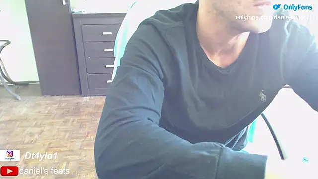 sexualtensionrelation online show from 02.01.25