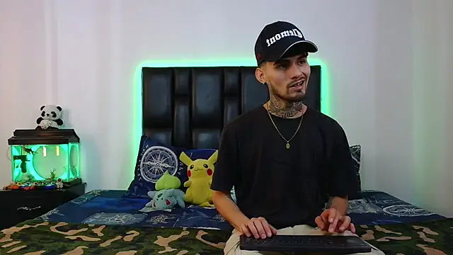 Brutal Sex Fucking online show from 03.18.26