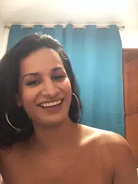 Snapshot of jennifer_ts chatting on 03.17.25 jennifer ts online show from 03.17.25