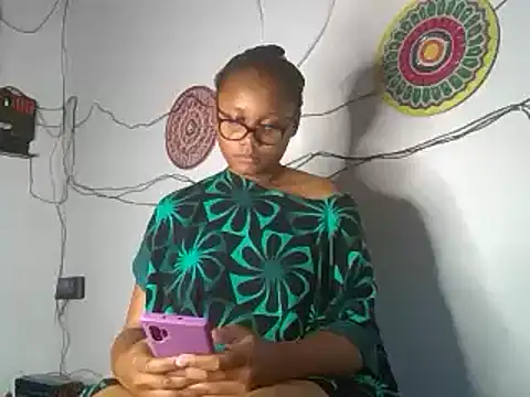 hot-tandy online show from 03.13.25