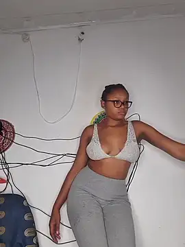 hot-tandy online show from 03.16.25