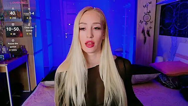 Evva Ross online show from 12.02.25