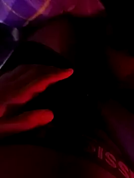 xyrus  online show from 12.29.24