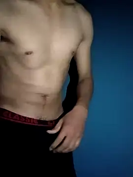 xyrus  online show from 02.13.25