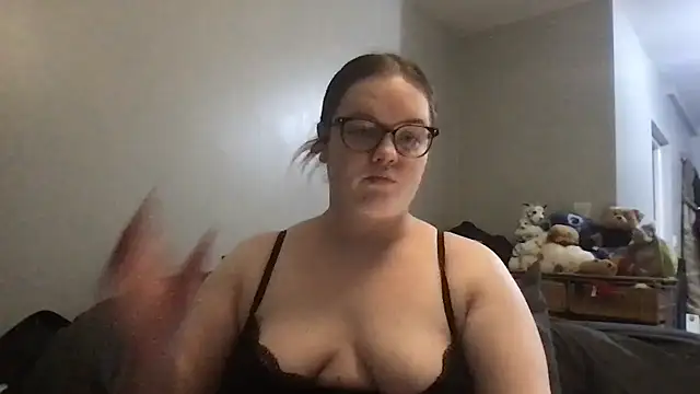 honeyyy24 online show from 11.04.25