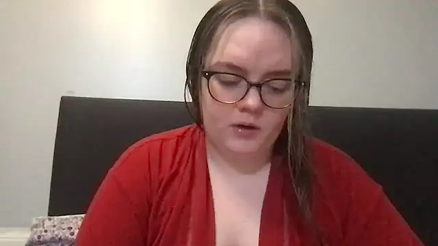 honeyyy24 online show from 04.16.26