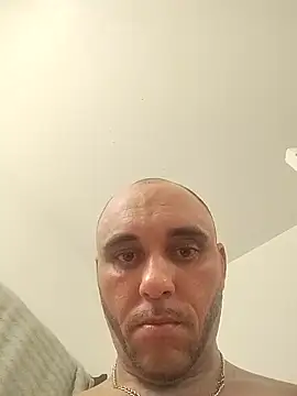 Snapshot of BigDickDADDY49039 chatting on 10.26.25 BigDickDADDY49039 online show from 10.26.25