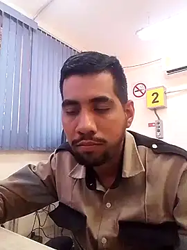 EnriquePersian197 online show from 12.30.24