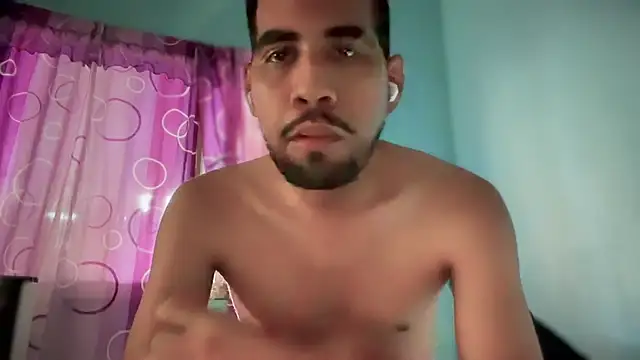 EnriquePersian197 online show from 02.18.25