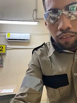 EnriquePersian197 online show from 09.23.25