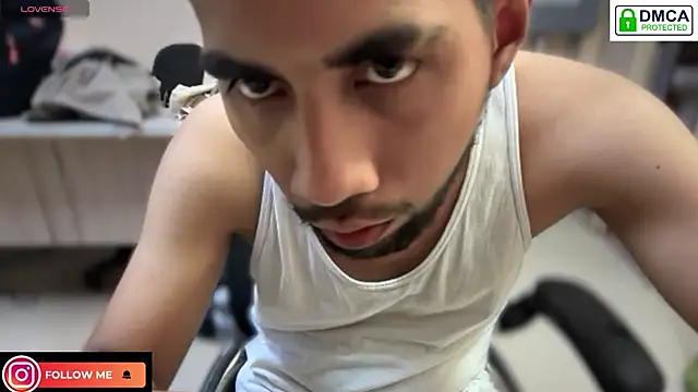 EnriquePersian197 online show from 04.04.26