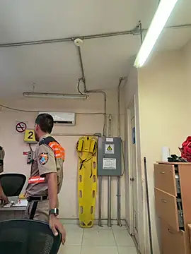 EnriquePersian197 online show from 04.24.26