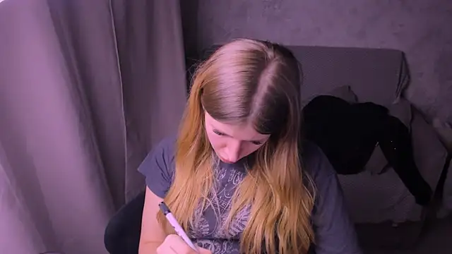 kirraa  online show from 01.24.25