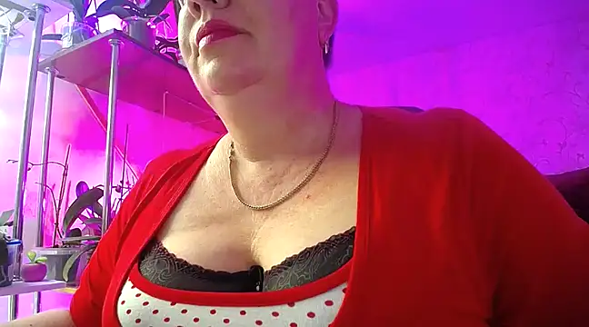 Snapshot of _Sweet_Woman chatting on 01.10.25  Sweet Woman online show from 01.10.25