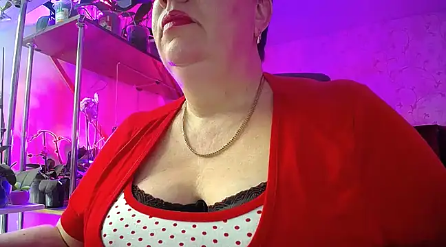 Snapshot of _Sweet_Woman chatting on 02.14.25  Sweet Woman online show from 02.14.25
