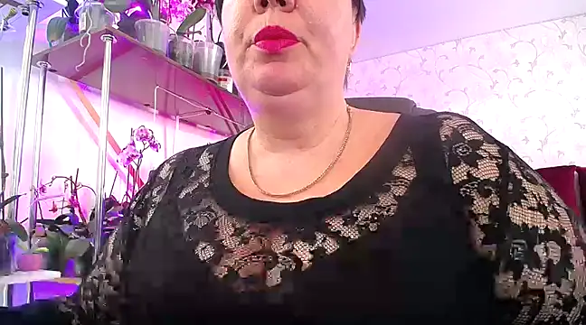 Snapshot of _Sweet_Woman chatting on 02.22.25  Sweet Woman online show from 02.22.25